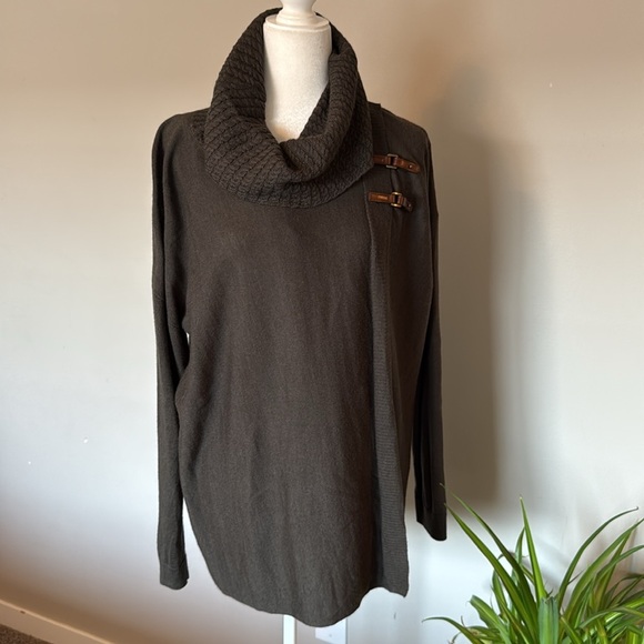 Ellen Tracy Poncho sweater Olive Green w leather closures SZ XL wool blend - Picture 1 of 11